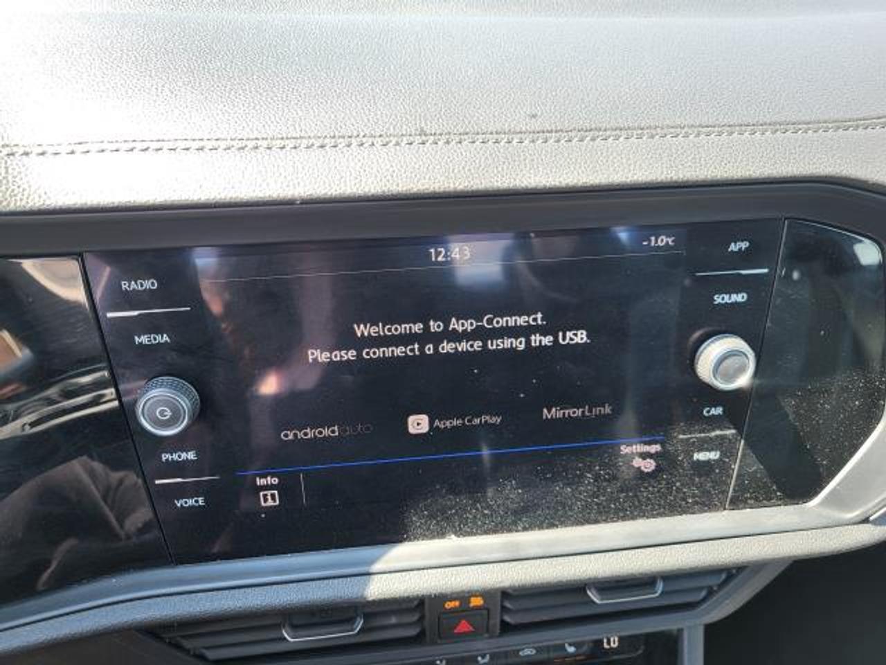 2019 Volkswagen Jetta HIGHLINE Photo