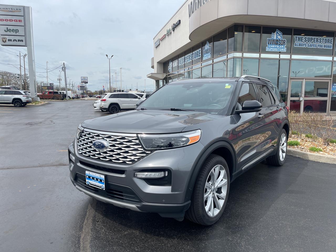 Recent Arrival!

Gray Metallic 2022 Ford Explorer Platinum 4WD 10-Speed Automatic 3.0L EcoBoost V6

**CARPROOF CERTIFIED**, 4WD.

* PLEASE SEE OUR MAIN WEBSITE FOR MORE PICTURES AND CARFAX REPORTS * Buy in confidence at WINDSOR CHRYSLER with our 95-point safety inspection by our certified technicians. Searching for your upgrade has never been easier. You will immediately get the low market price based on our market research, which means no more wasted time shopping around for the best price, Its time to drive home the most car for your money today. OVER 100 Pre-Owned Vehicles in Stock! Our Finance Team will secure the Best Interest Rate from one of out 20 Auto Financing Lenders that can get you APPROVED! Financing Available For All Credit Types! Whether you have Great Credit, No Credit, Slow Credit, Bad Credit, Been Bankrupt, On Disability, Or on a Pension, we have options. Looking to just sell your vehicle? We buy all makes and models let us buy your vehicle. Proudly Serving Windsor, Essex, Leamington, Kingsville, Belle River, LaSalle, Amherstburg, Tecumseh, Lakeshore, Strathroy, Stratford, Leamington, Tilbury, Essex, St. Thomas, Waterloo, Wallaceburg, St. Clair Beach, Puce, Riverside, London, Chatham, Kitchener, Guelph, Goderich, Brantford, St. Catherines, Milton, Mississauga, Toronto, Hamilton, Oakville, Barrie, Scarborough, and the GTA.