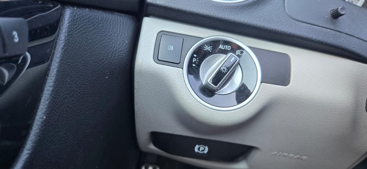 2013 Mercedes-Benz C-Class 2dr Coupe C 250 Rear-wheel Drive Photo