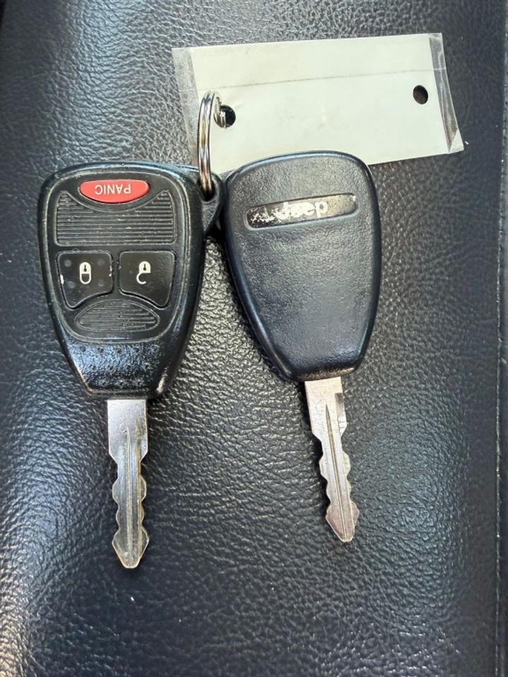 2015 Jeep Patriot Sport 4dr 4x4 CVT Photo