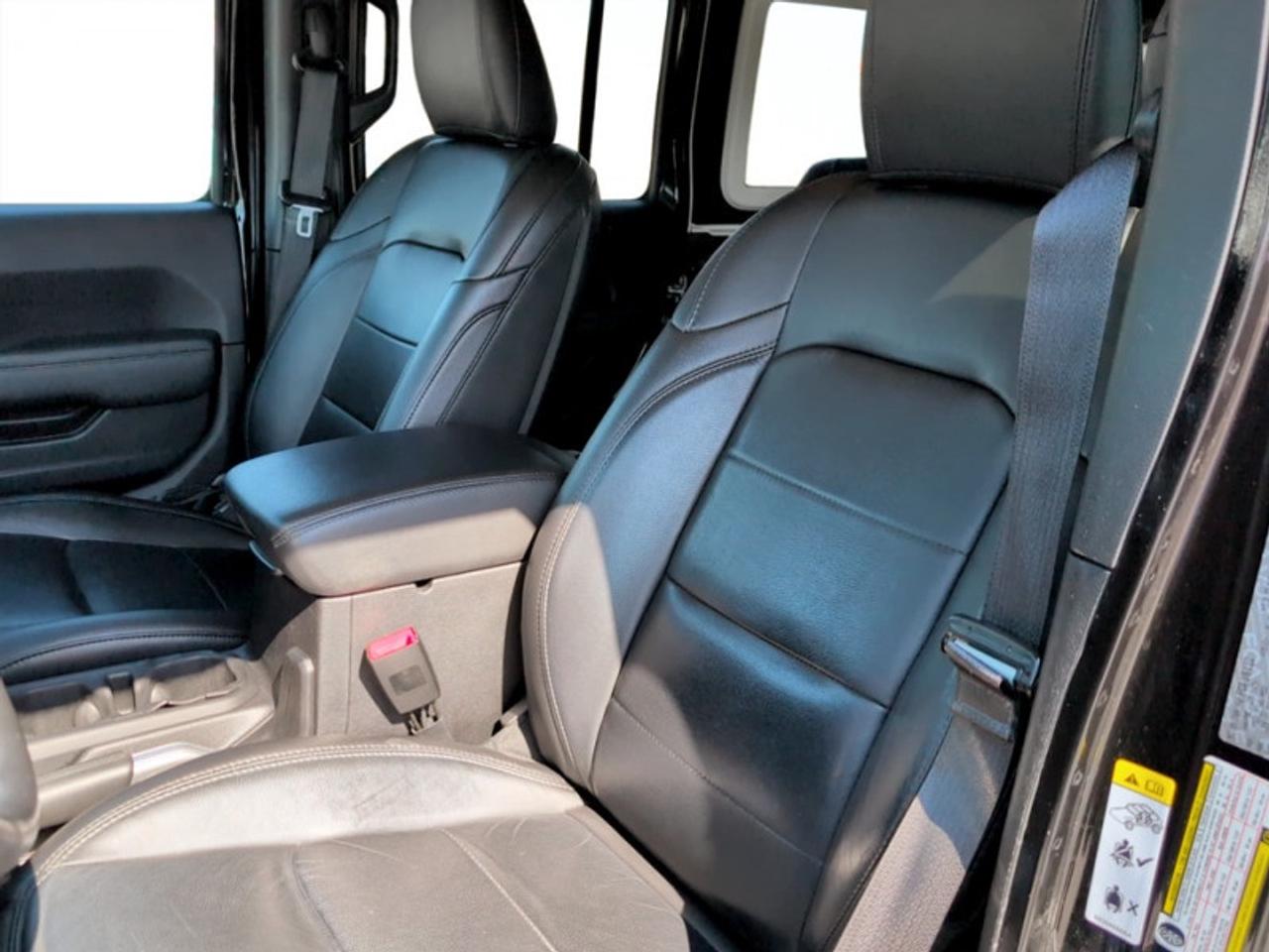 2019 Jeep Wrangler Unlimited Sahara  **ACCIDENT FREE** Photo