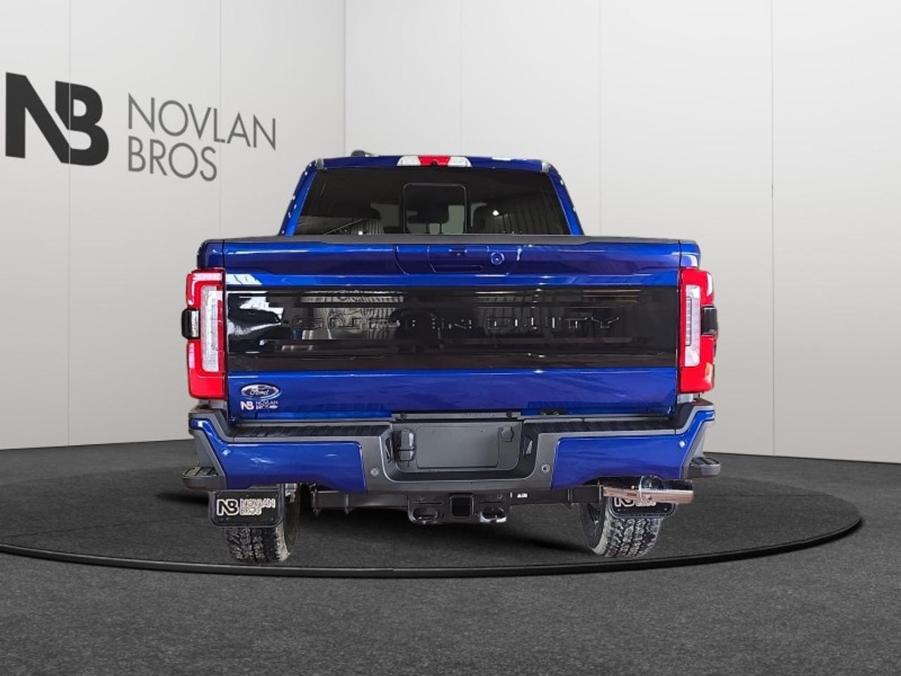 2026 Ford F-350 Super Duty Platinum  - Premium Audio Photo4