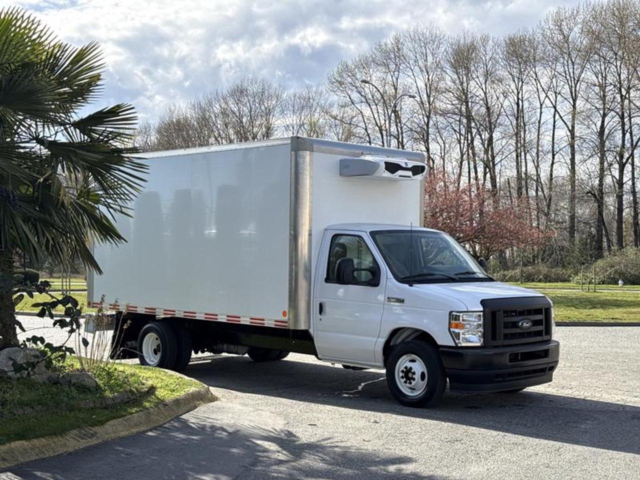 This 2023 Ford Econoline E-450 Super Duty cube van is powered by a 7.3L V8 paired with an automatic transmission and rear-wheel drive, and is equipped with a Zanotti Z380 refrigeration unit capable of maintaining temperatures down to approximately 0°C. It features a cargo area measuring approximately 142 long, 71 wide, and 81 inches high, along with an aluminum loading ramp for efficient loading and unloading. Additional equipment includes a Zanotti controller, shore power connection, cruise control, air conditioning and heat, AM/FM radio with Bluetooth, and power windows, power mirrors, and power door locks. Overall vehicle dimensions are approximately 25 feet long, 86 wide, and 112 high. Finished in white with a grey cloth interior, this unit offers a practical solution for refrigerated delivery and temperature-controlled transport applications. This item is currently OFFSITE. You must register an appointment with our office to schedule an offsite viewing. Appointments must be made a minimum of one business day in advance (and as defined by the days that Repo.com is open for business) before your appointment can be scheduled and confirmed. We may, at our own discretion, instead opt to transport smaller items to Repo.coms main yard for viewing purposes.  $69,830.00 plus $375 processing fee, $70,205.00 total payment obligation before taxes.   Listing report, warranty, contract commitment cancellation fee, financing available on approved credit (some limitations and exceptions may apply). All above specifications and information is considered to be accurate but is not guaranteed and no opinion or advice is given as to whether this item should be purchased. We do not allow test drives due to theft, fraud, acts of vandalism and undetectable impaired driving. Instead we provide the following benefits: Complimentary Warranty (with options to extend), Limited Money Back Satisfaction Guarantee on Fully Completed Contracts, Contract Commitment Cancellation, and an Open-Ended Sell-Back Option. Ask seller for details or call 604-522-REPO(7376) to confirm listing availability.