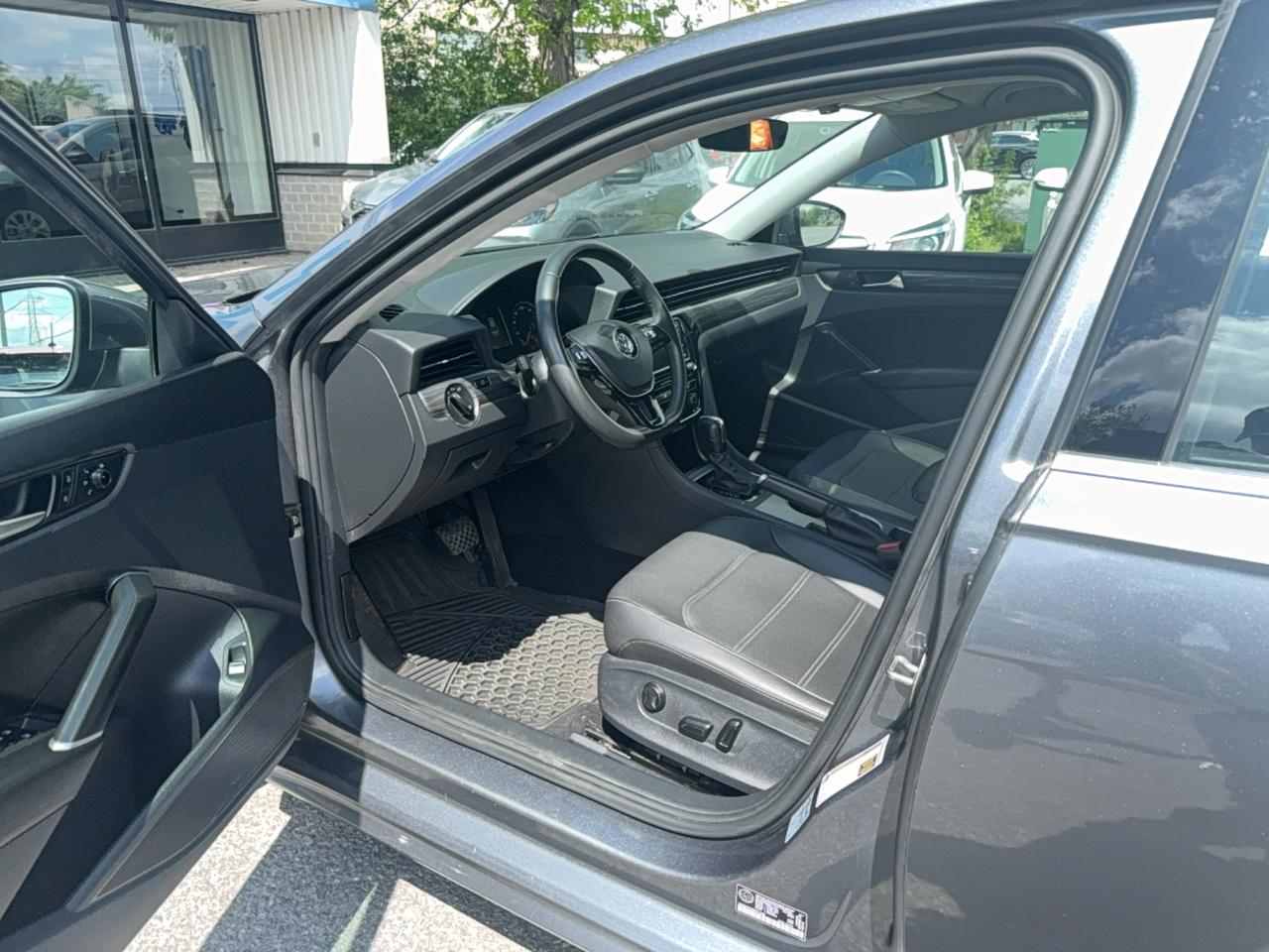2021 Volkswagen Passat HIGHLINE