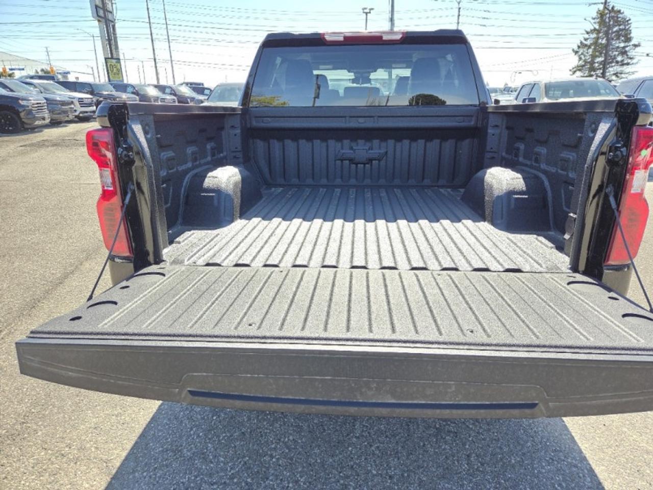 2026 Chevrolet Silverado 1500 Custom Trail Boss Photo