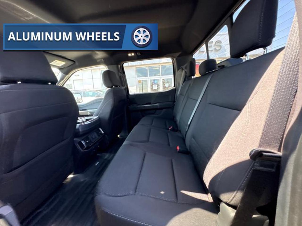 2022 Ford F-150 XLT  5.0L v8| 302A| sport pkg Photo