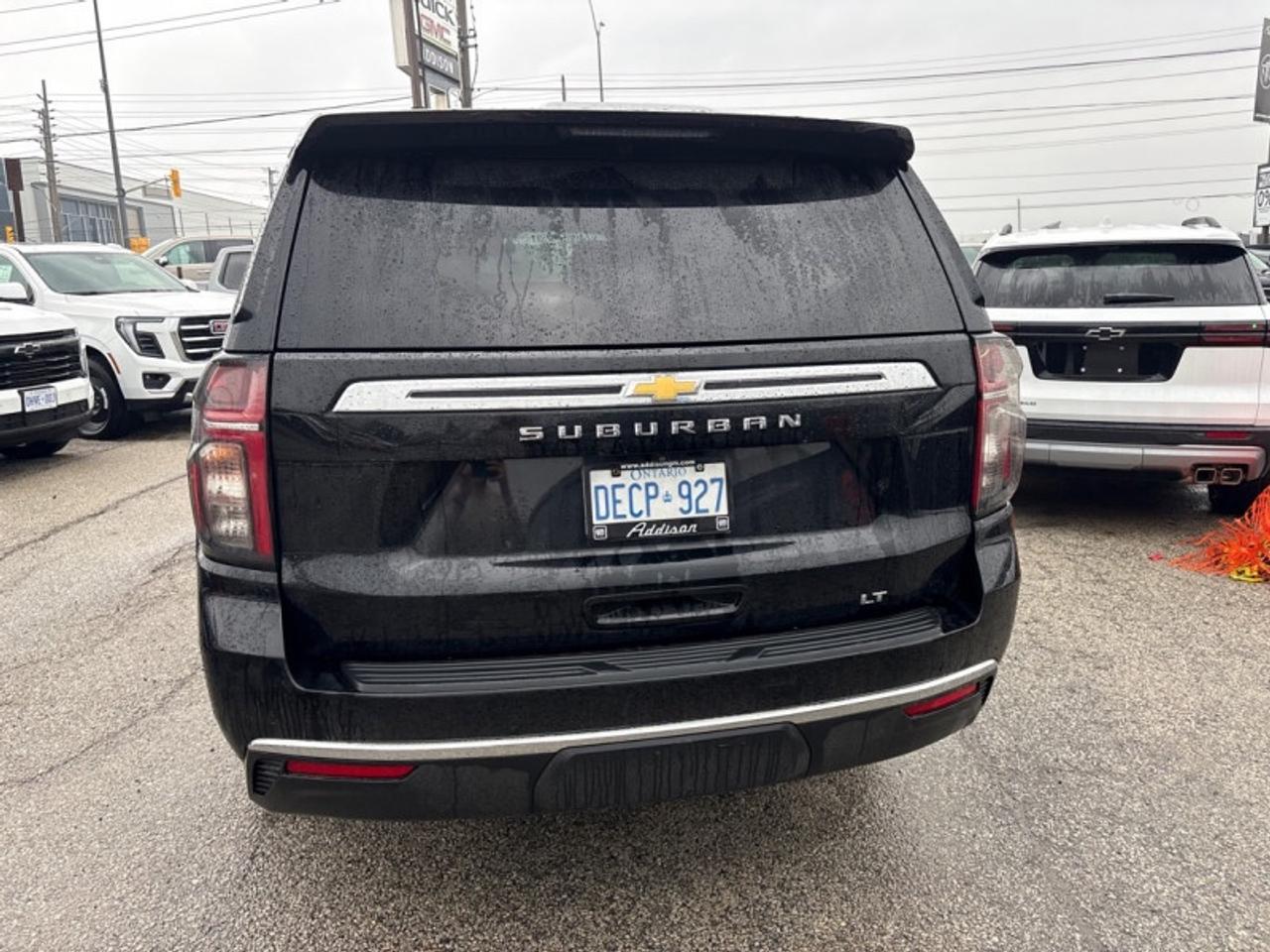 2024 Chevrolet Suburban LT  8 PASS|LEATHER SEATS| Photo