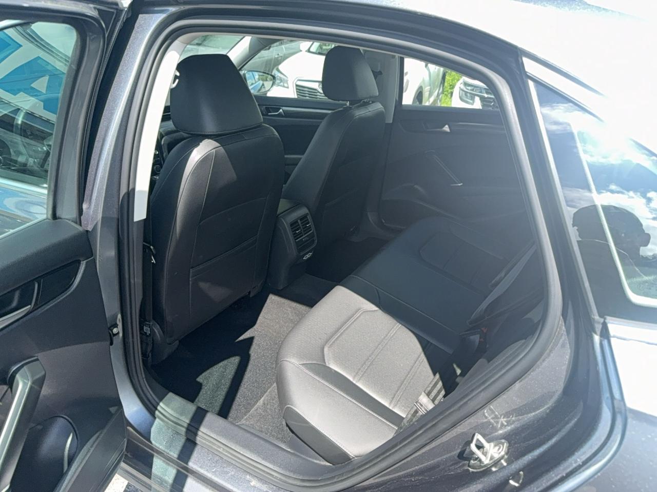 2021 Volkswagen Passat HIGHLINE