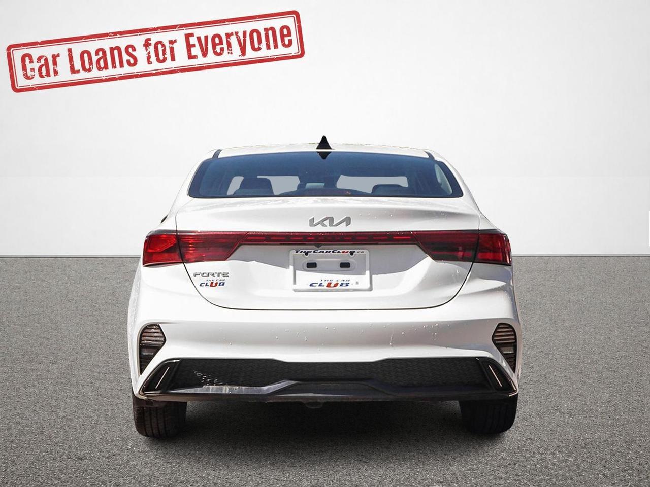 2024 Kia Forte EX Photo4