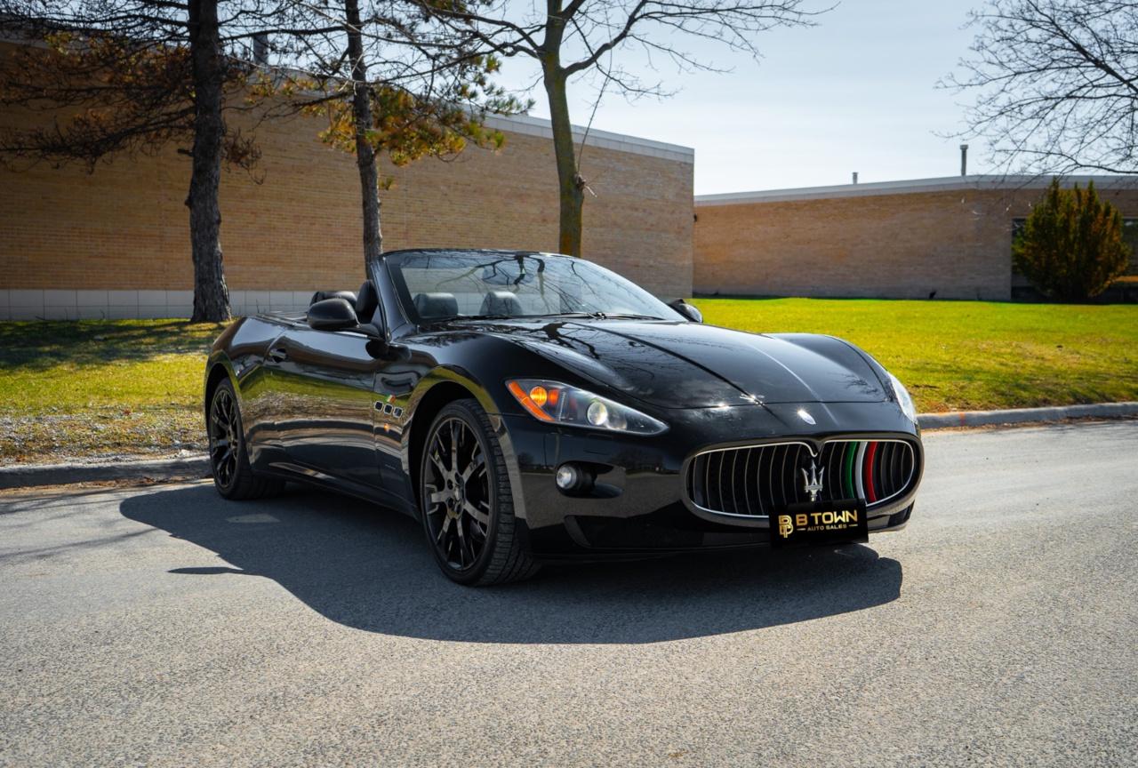 2010 Maserati GranTurismo Convertible Photo