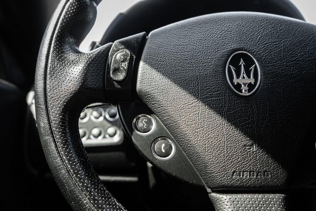 2010 Maserati GranTurismo Convertible Photo