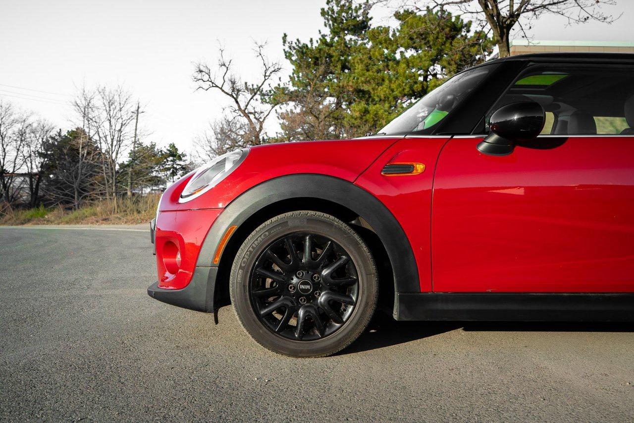 2018 MINI 3 Door Cooper Photo