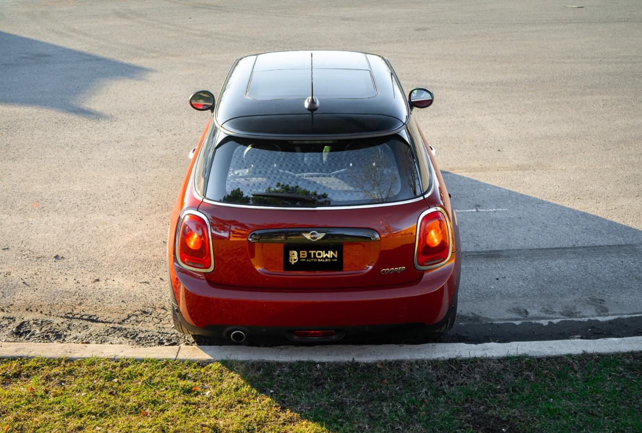 2018 MINI 3 Door Cooper Photo