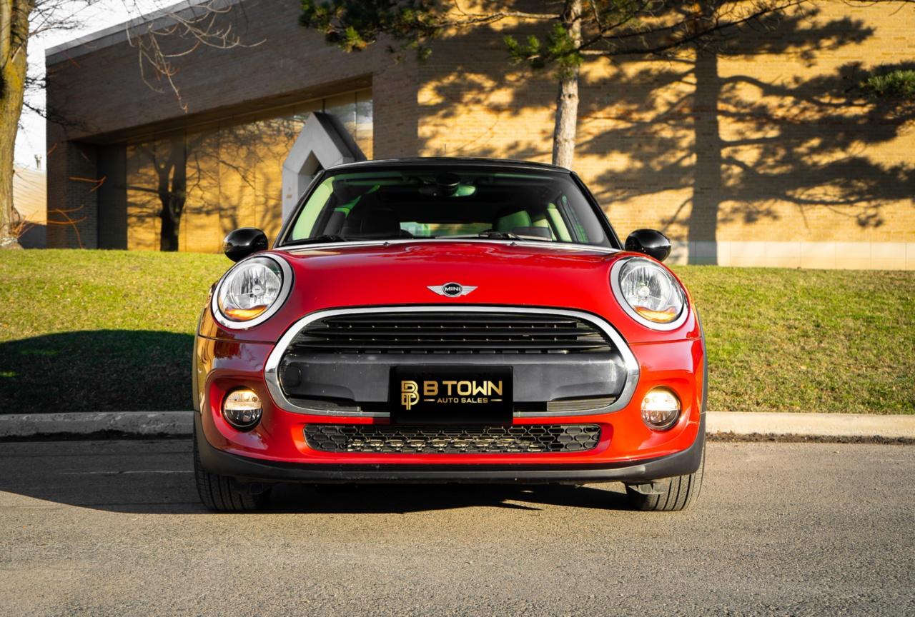 2018 MINI 3 Door Cooper Photo