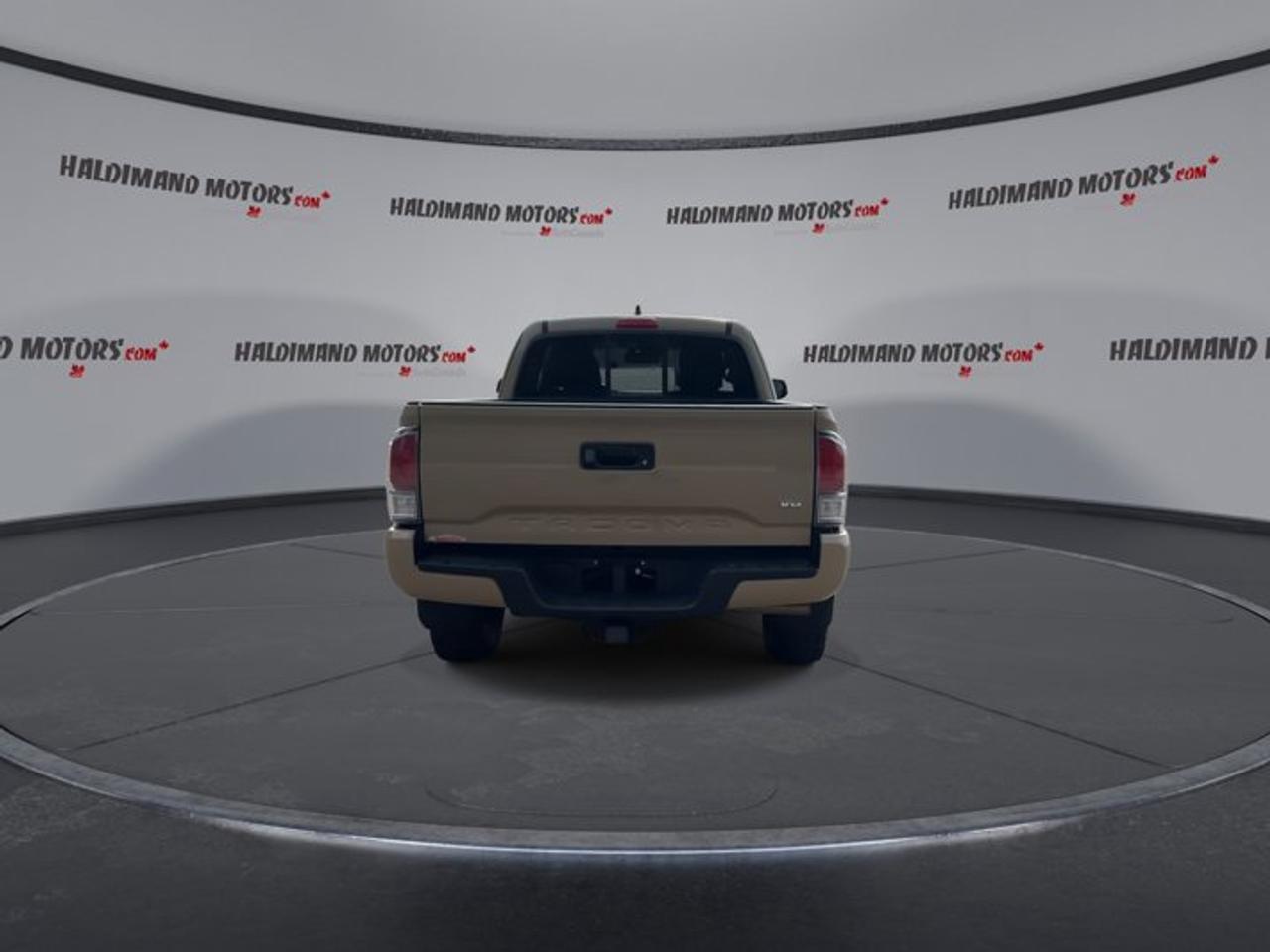 2020 Toyota Tacoma TRD Off Road Access Cab 6' Box 4x4 Photo