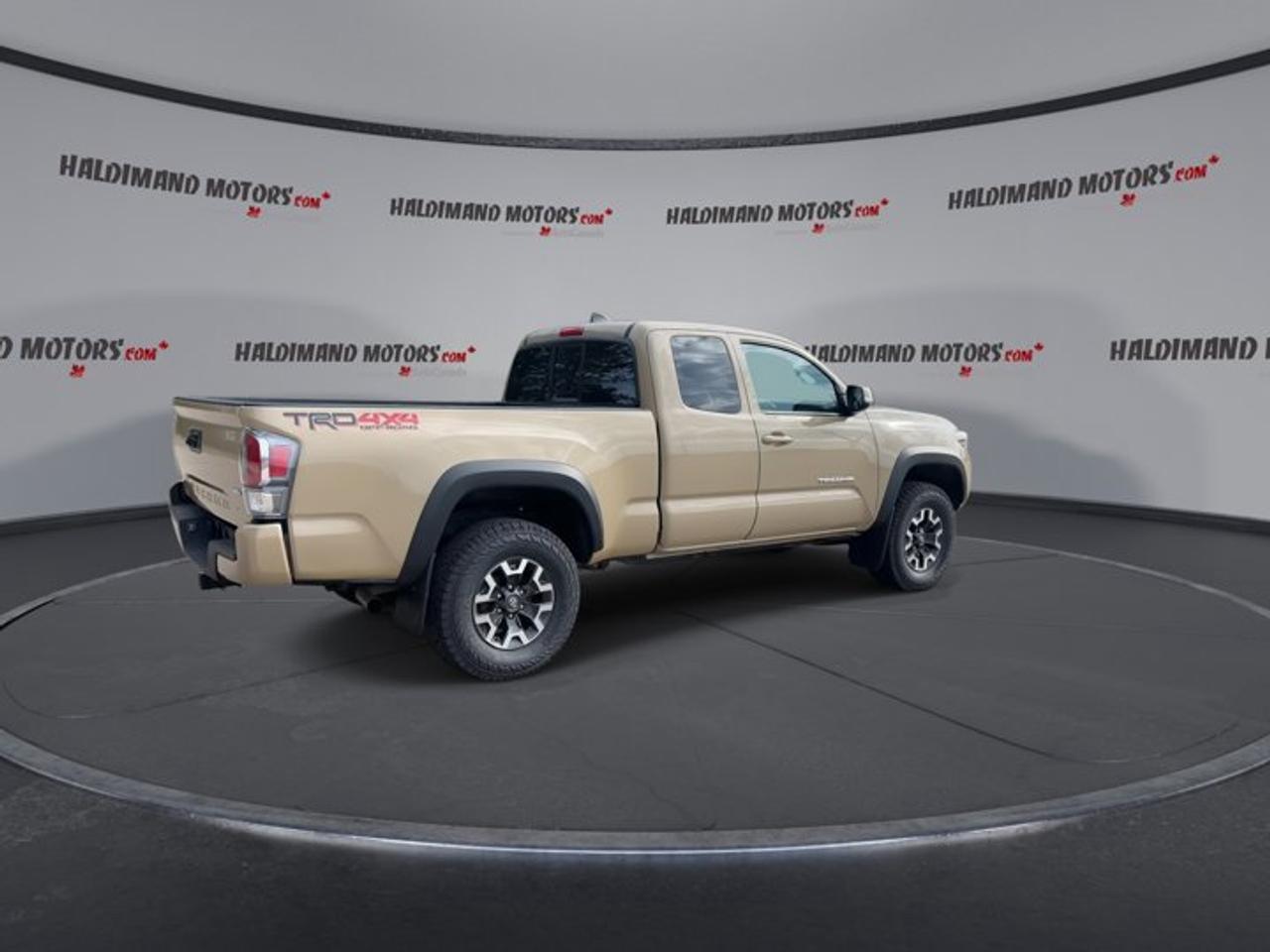 2020 Toyota Tacoma TRD Off Road Access Cab 6' Box 4x4 Photo