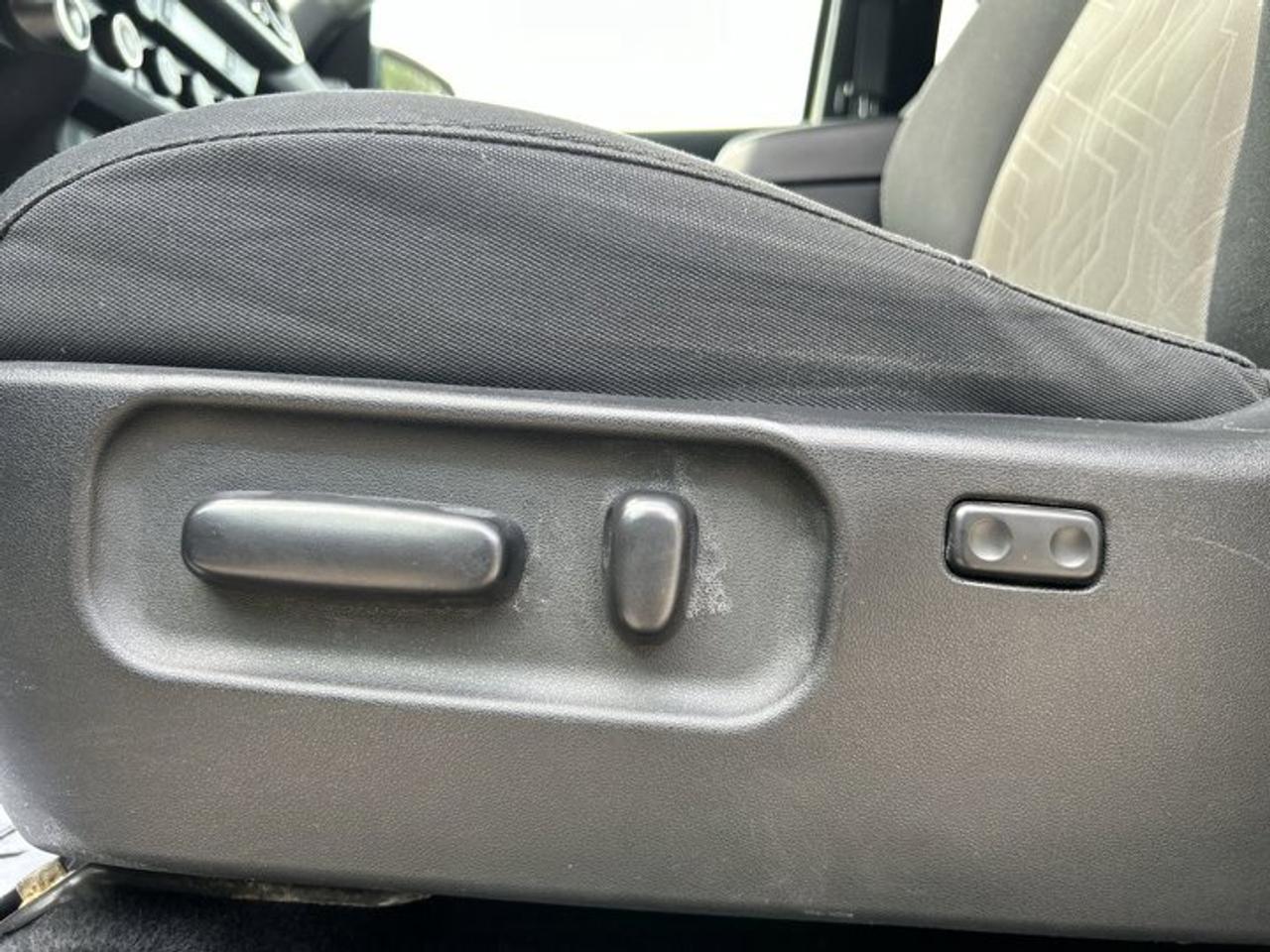 2020 Toyota Tacoma TRD Off Road Access Cab 6' Box 4x4 Photo