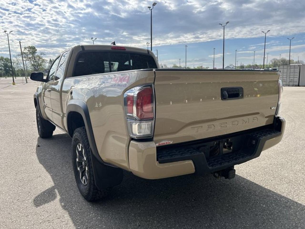 2020 Toyota Tacoma TRD Off Road Access Cab 6' Box 4x4 Photo