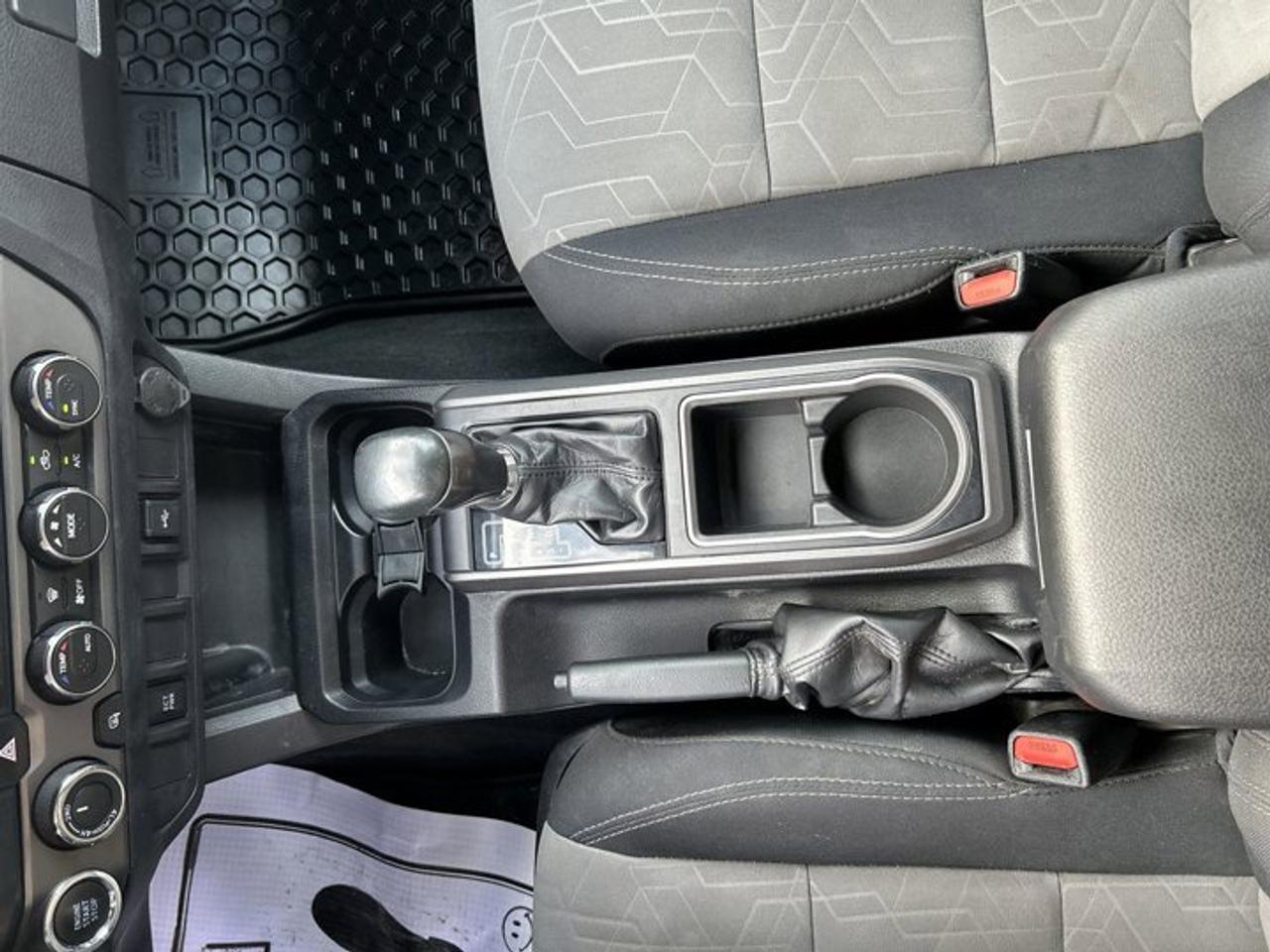 2020 Toyota Tacoma TRD Off Road Access Cab 6' Box 4x4 Photo