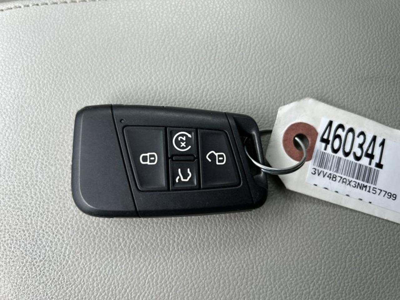 2022 Volkswagen Tiguan Highline R-Line 4MOTION | Heated Steering Wheel | Leather Seats Photo