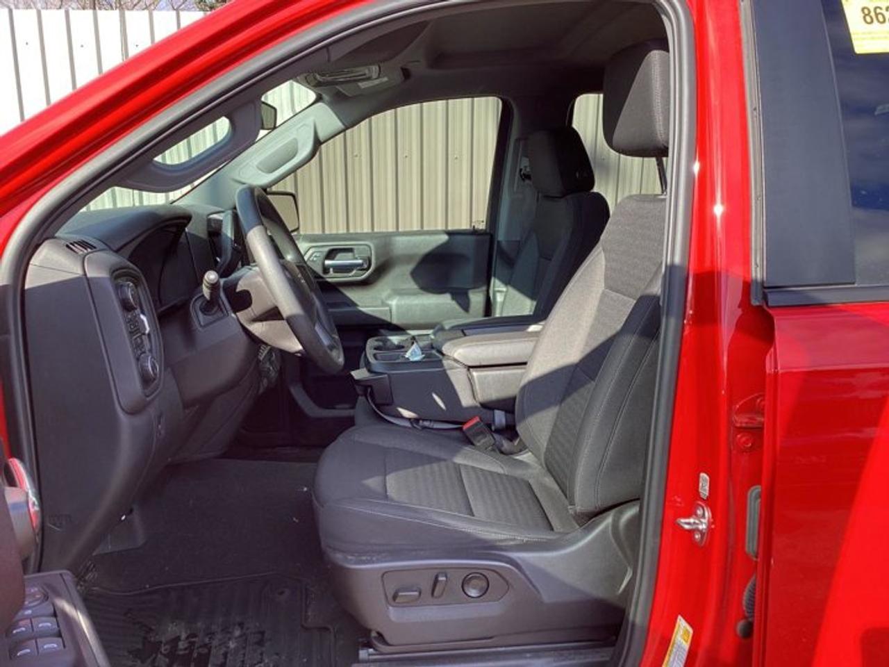 2024 Chevrolet Silverado 1500 Custom Trail Boss Crew Cab 4WD | One Owner | No Accidents Photo