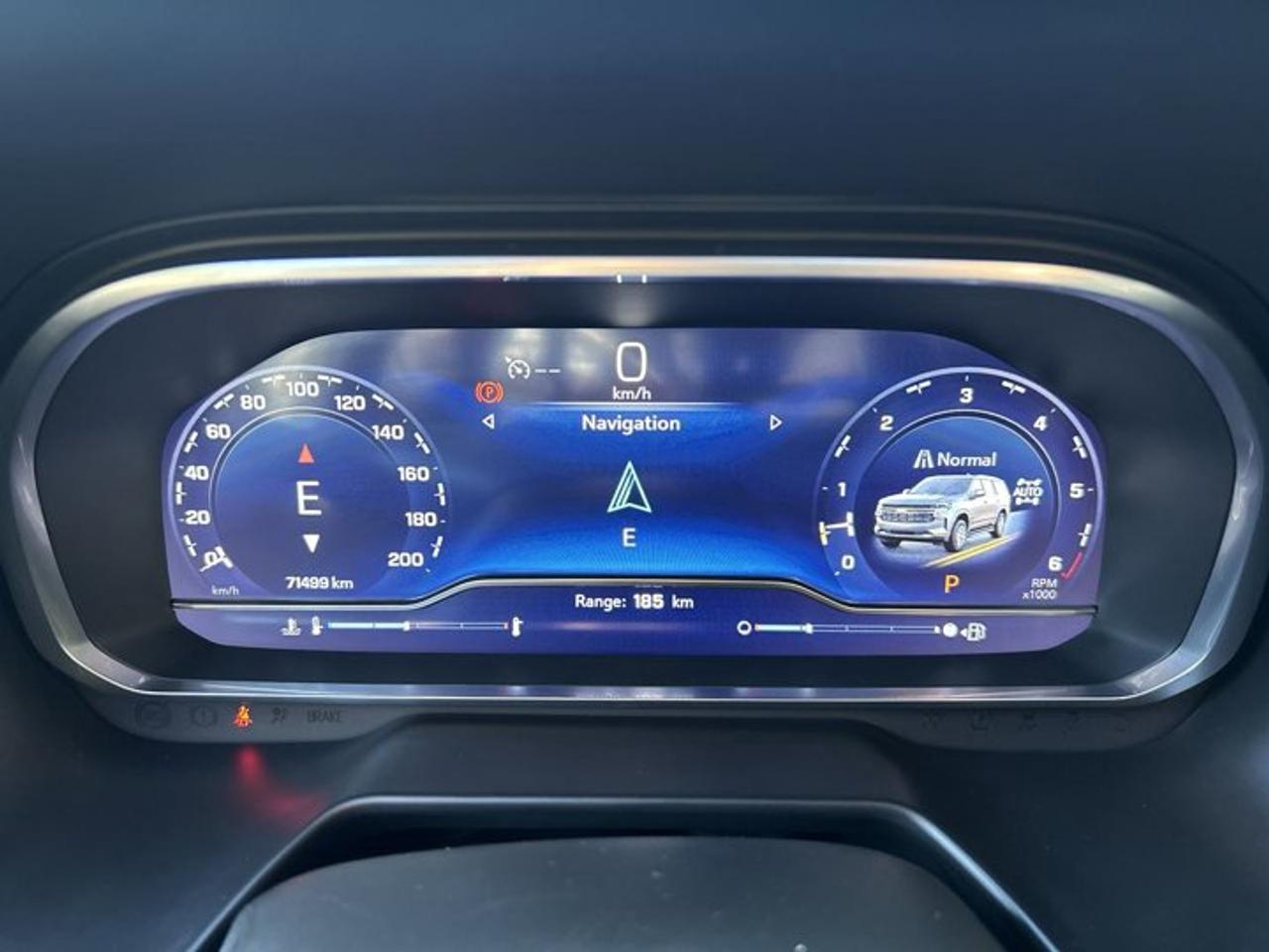 2023 Chevrolet Suburban LT 4WD | Heated Steering Wheel Photo
