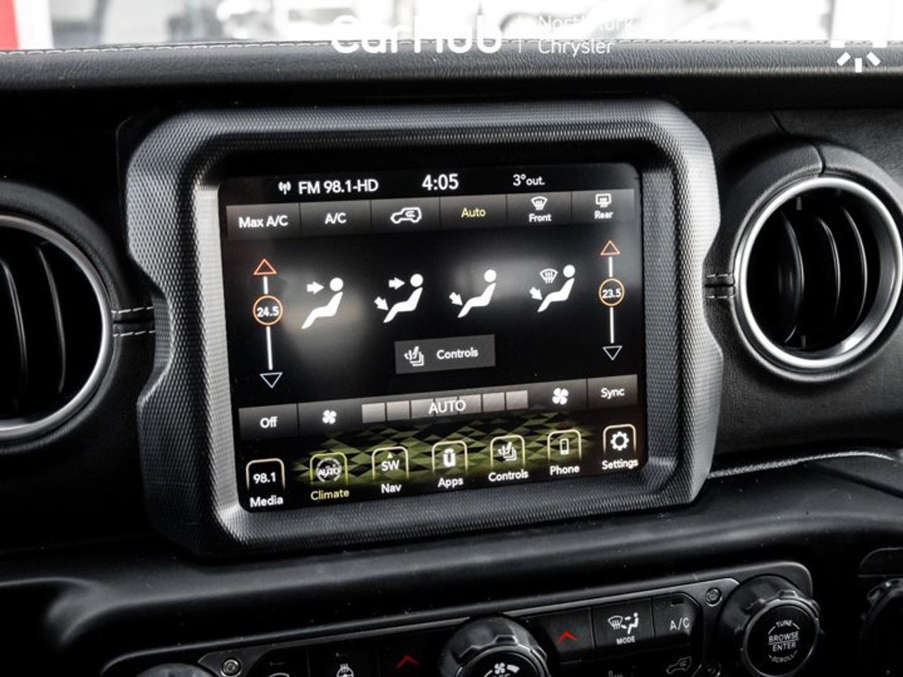 2020 Jeep Wrangler Unlimited Sahara Photo