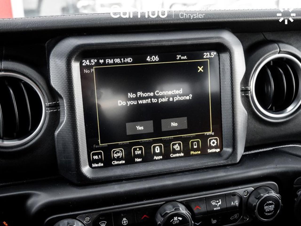 2020 Jeep Wrangler Unlimited Sahara Photo