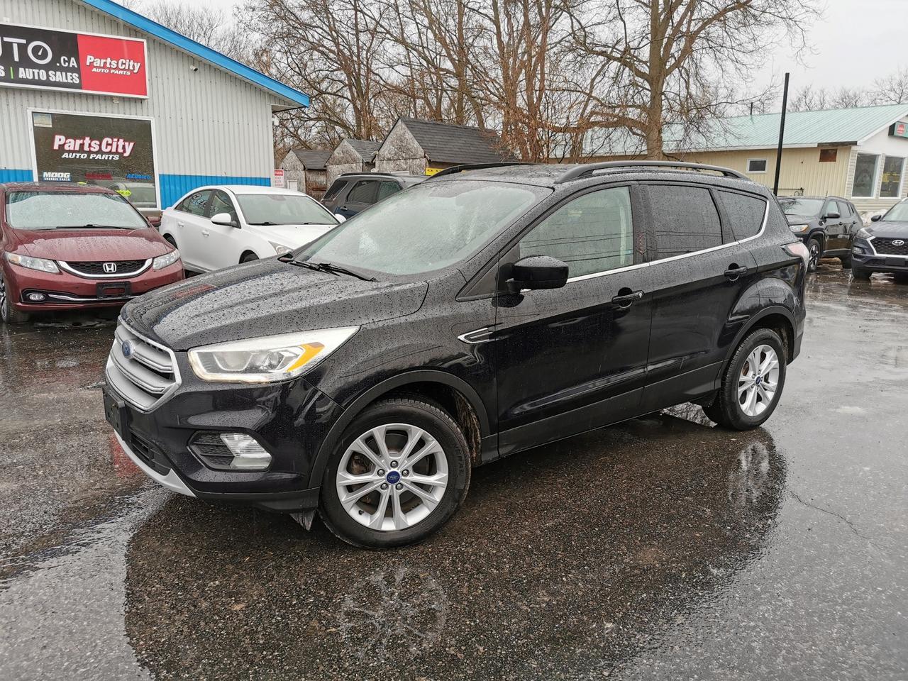 2017 Ford Escape SE 4WD - Photo #1