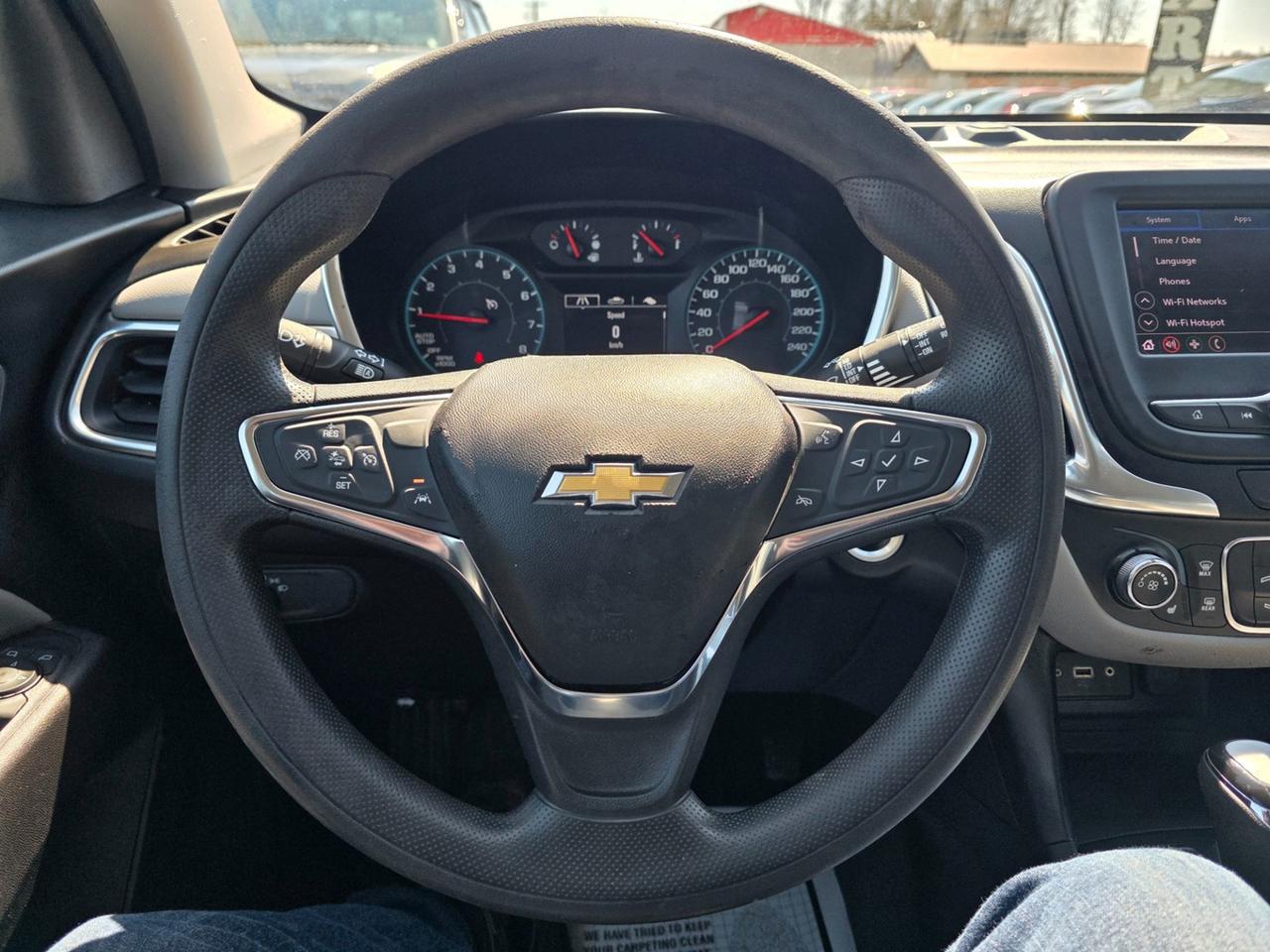 2021 Chevrolet Equinox LS Photo