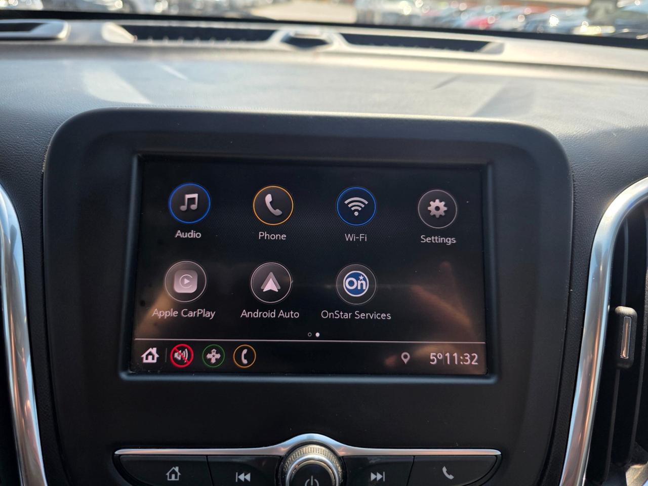 2021 Chevrolet Equinox LS Photo
