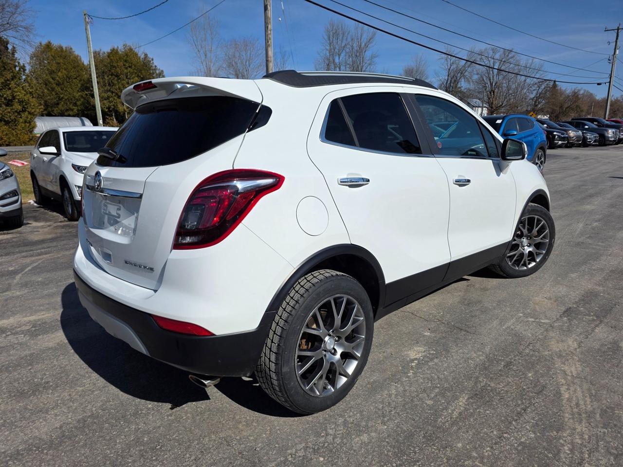 2017 Buick Encore Sport Touring Photo4