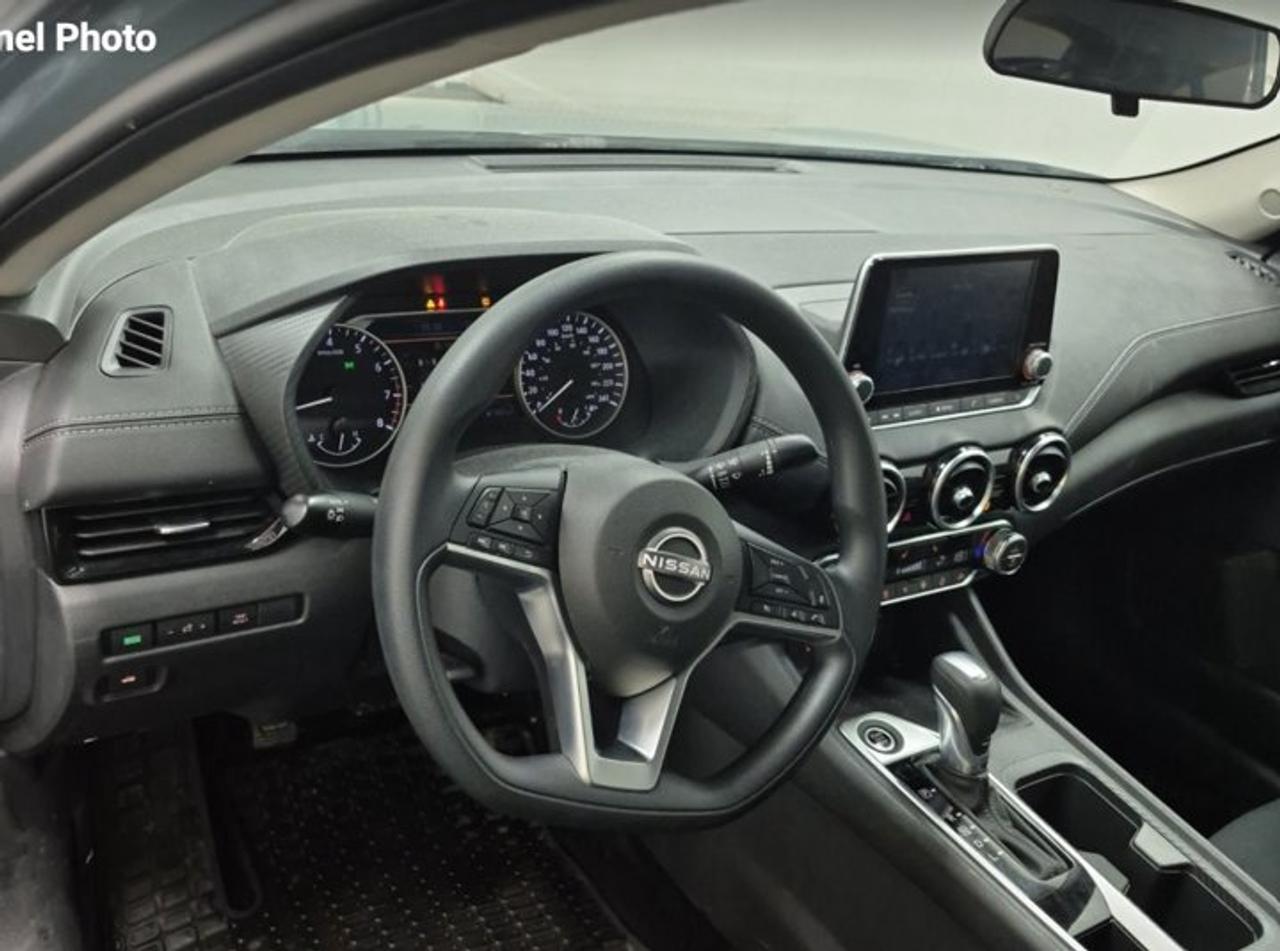 2024 Nissan Sentra SV | Adaptive Cruise | Heated Seats | CarPlay + Android | Remote Start | Rear Camera | and More ! Photo