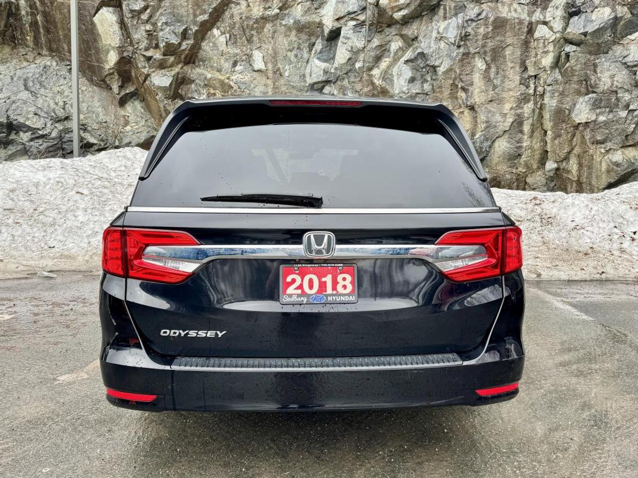 2018 Honda Odyssey EX Photo4