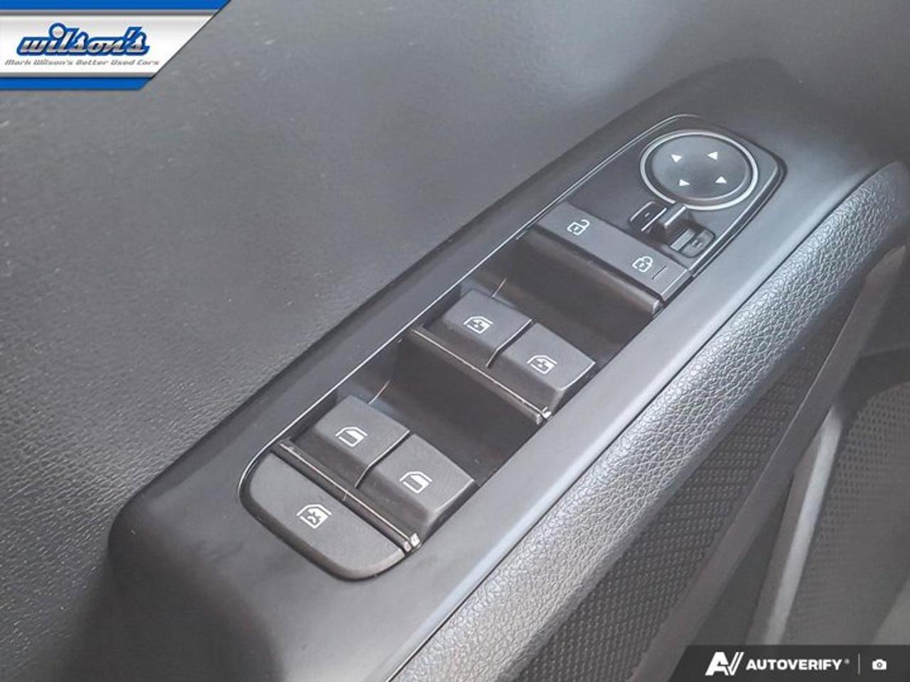 2020 Kia Soul GT-Line | Sunroof | Heated Wheel + Seats | Split Leather | Rear Camera | NAV | and More ! Photo