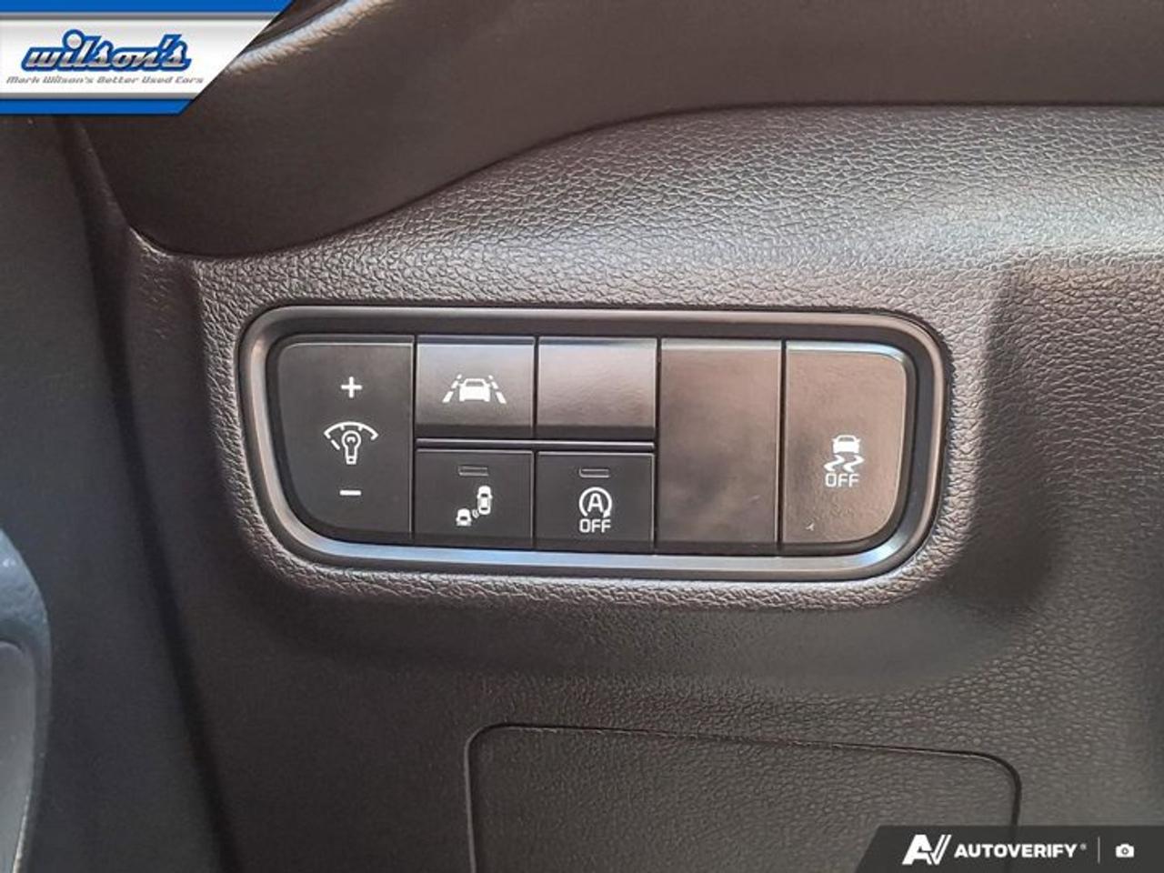 2020 Kia Soul GT-Line | Sunroof | Heated Wheel + Seats | Split Leather | Rear Camera | NAV | and More ! Photo