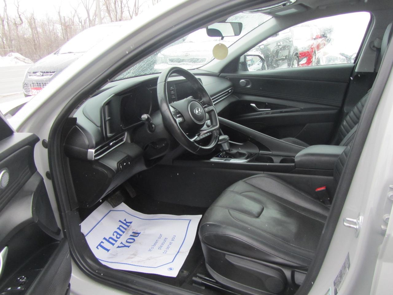 2021 Hyundai Elantra Ultimate IVT Photo