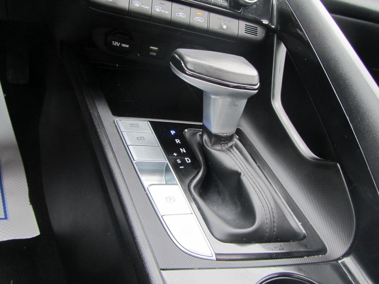 2021 Hyundai Elantra Ultimate IVT Photo