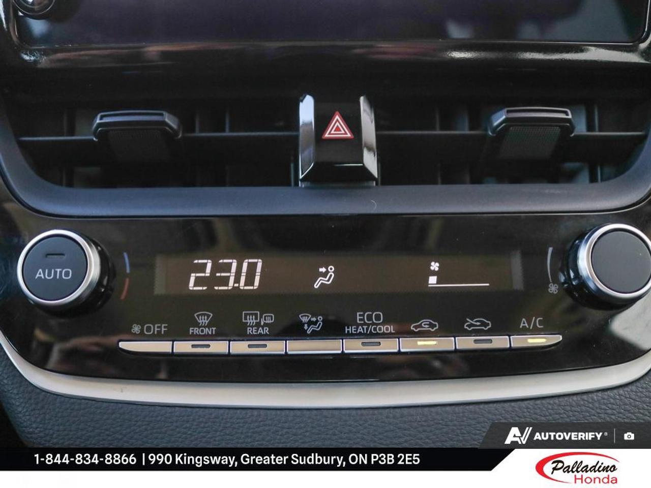 2025 Toyota Corolla Hybrid LE Photo