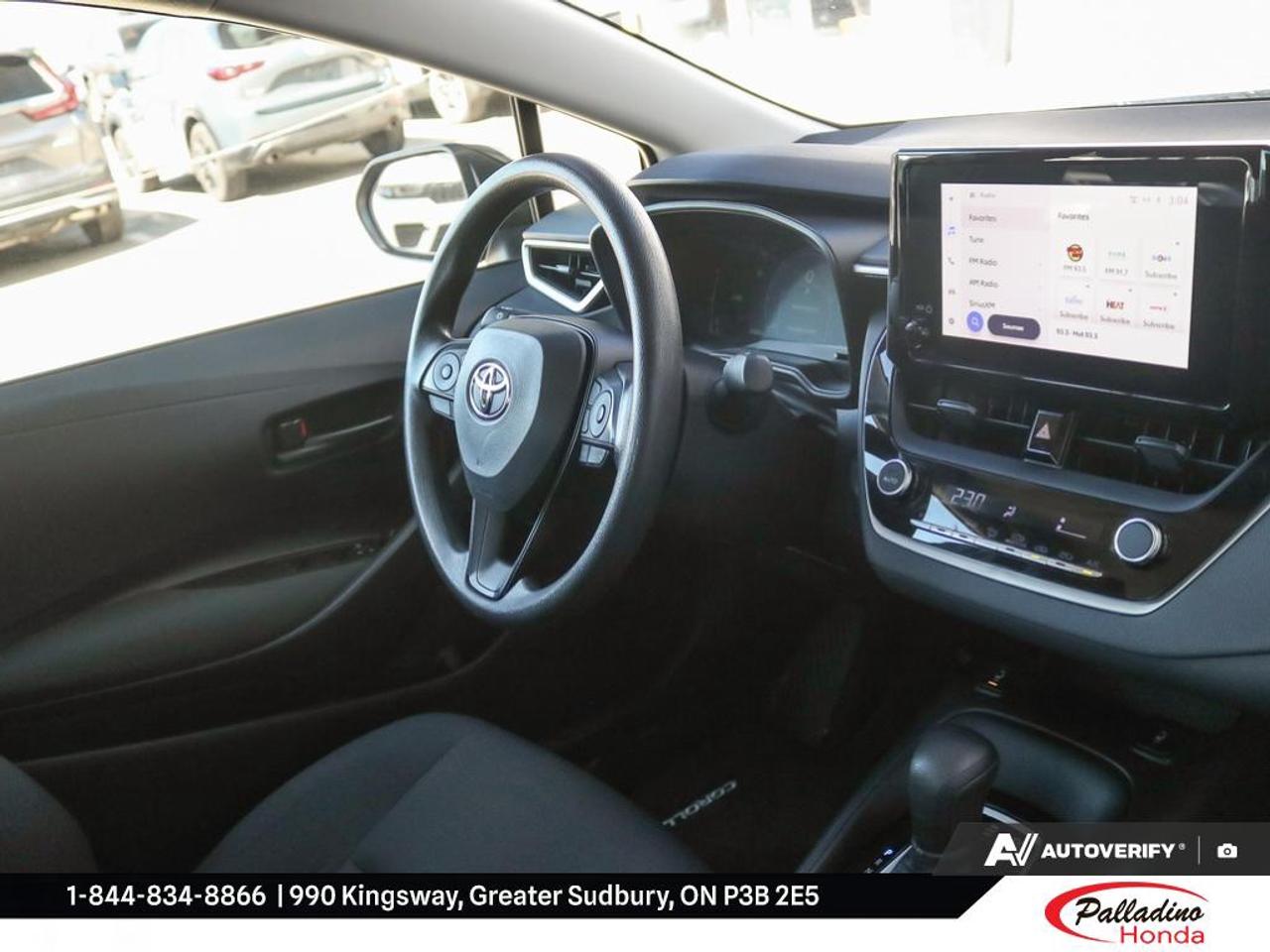 2025 Toyota Corolla Hybrid LE Photo