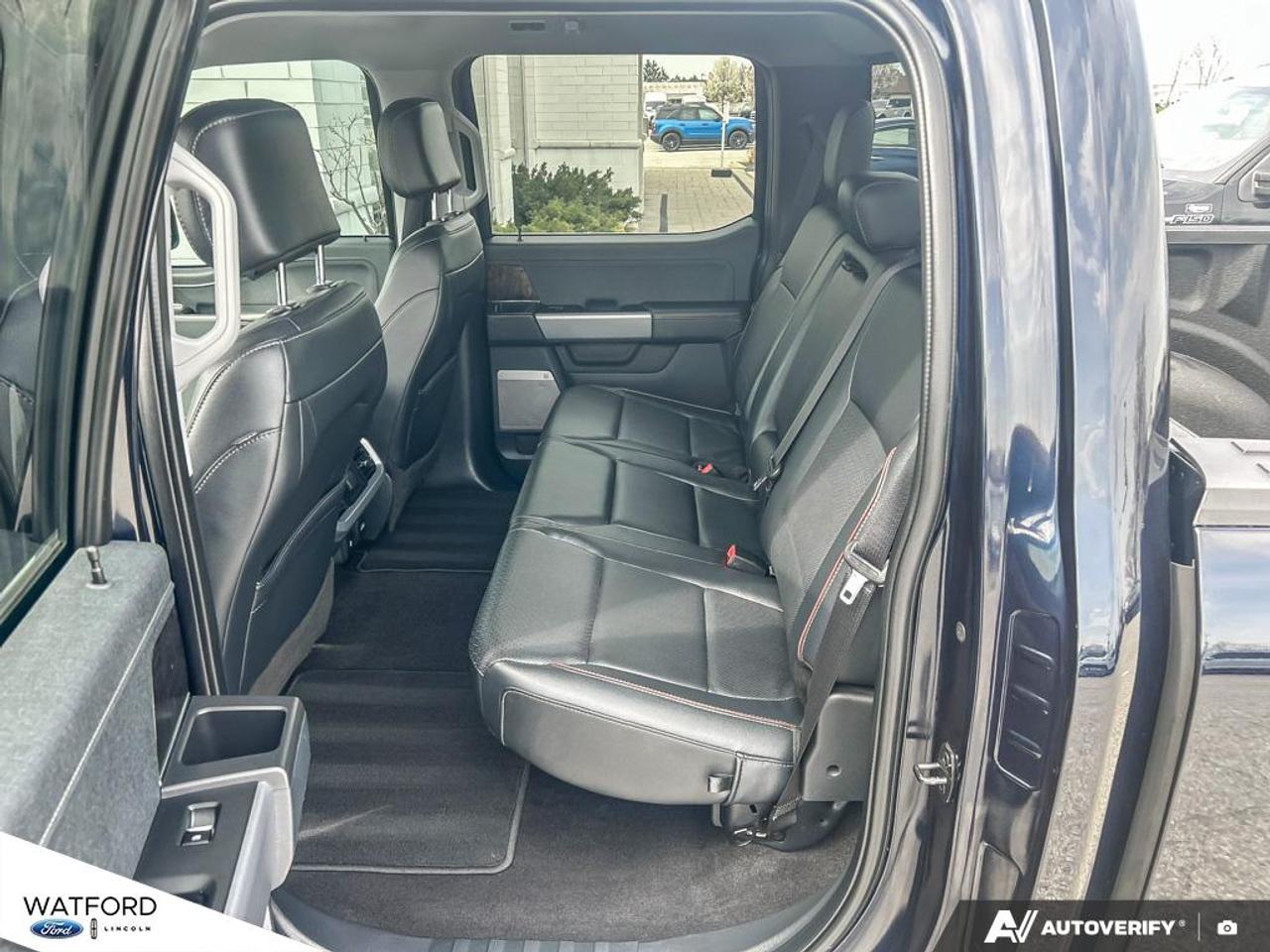 2022 Ford F-150 Lariat 4WD SuperCrew 5.5' Box Photo
