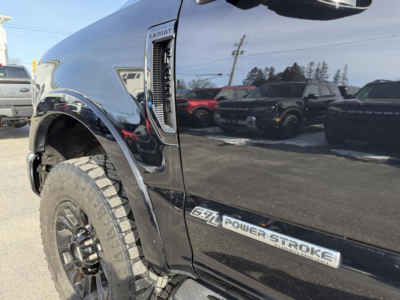2022 Ford F-250 Super Duty SRW LARIAT 4WD CREW CAB 6.75' BOX Photo