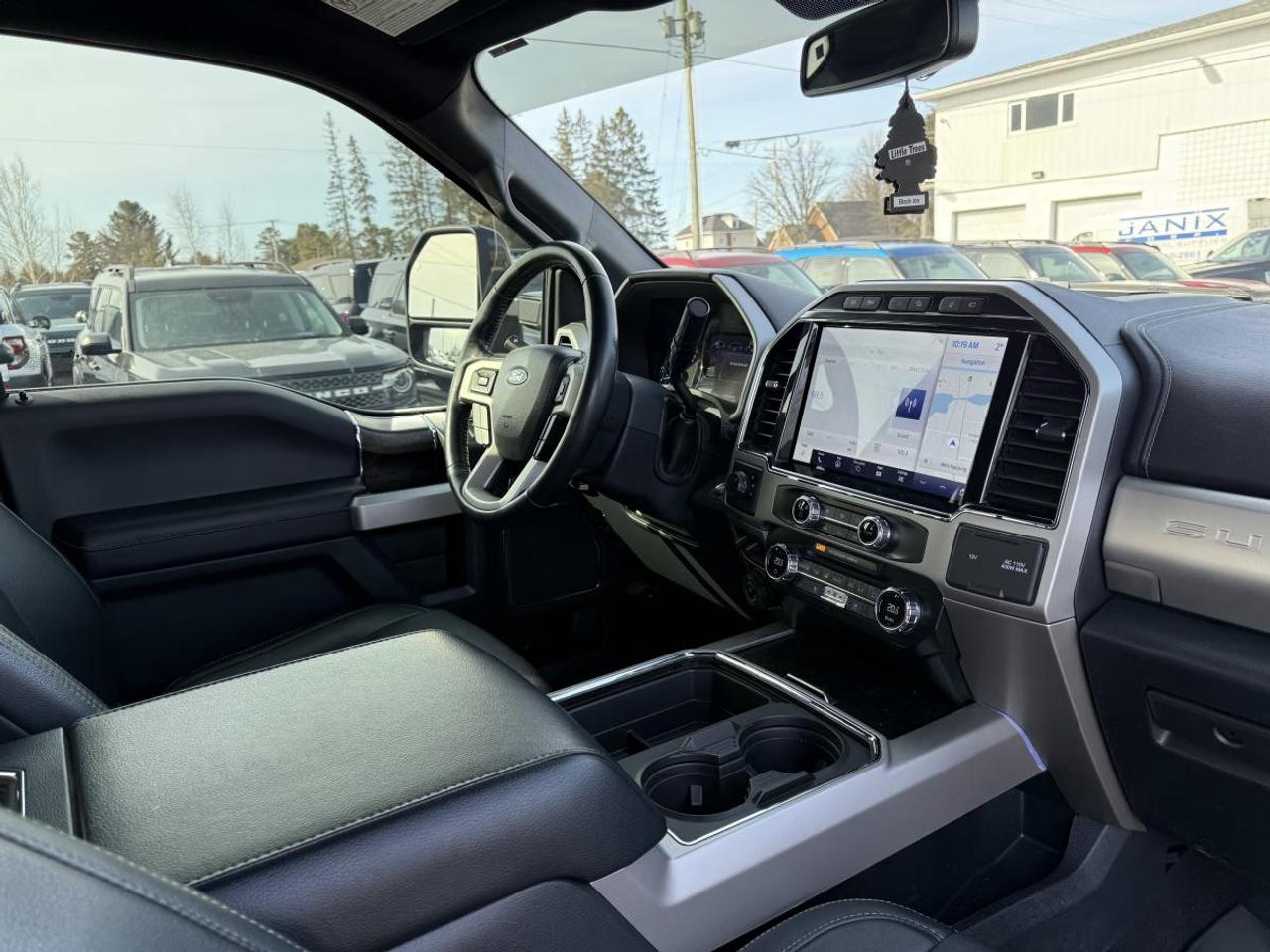 2022 Ford F-250 Super Duty SRW LARIAT 4WD CREW CAB 6.75' BOX Photo