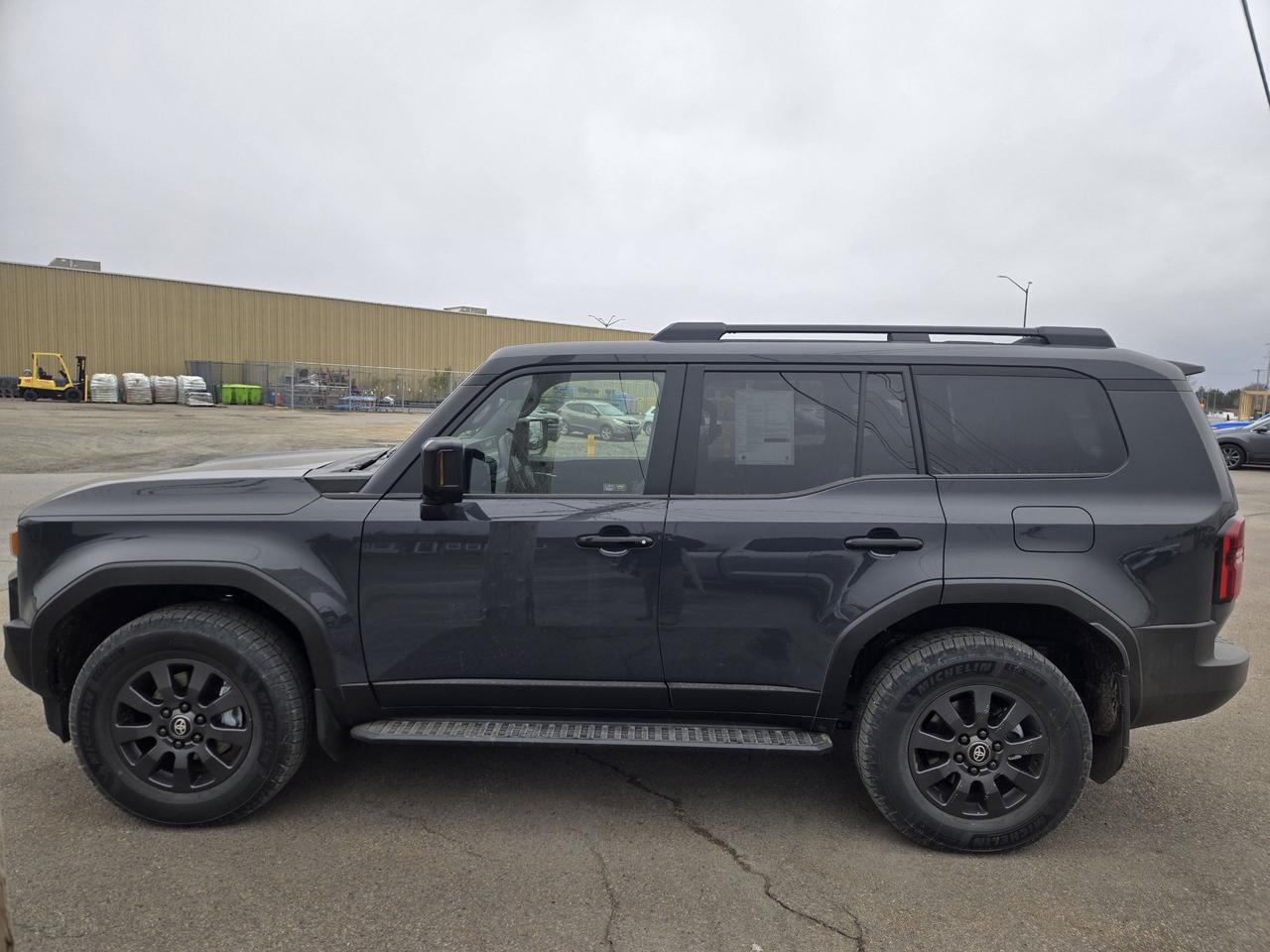 2026 Toyota Land Cruiser Land Cruiser Photo1