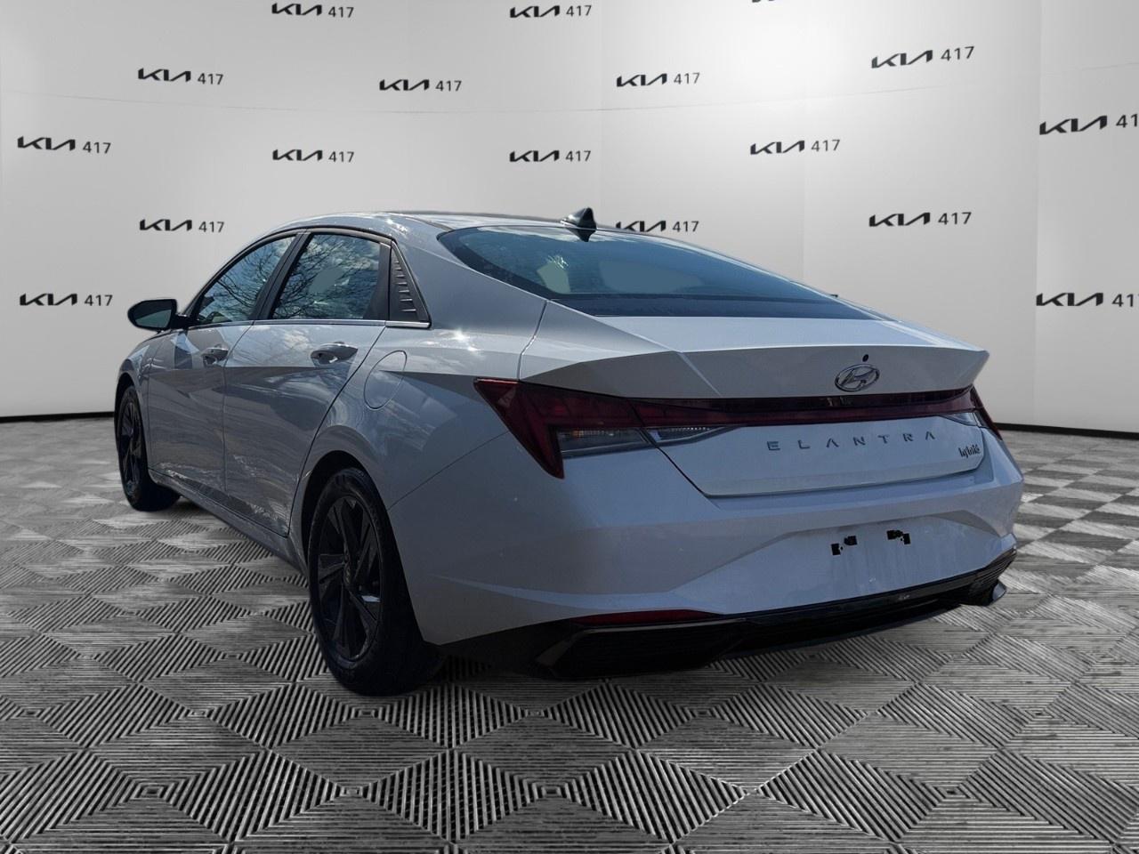 2021 Hyundai Elantra Hybrid Ultimate DCT Photo