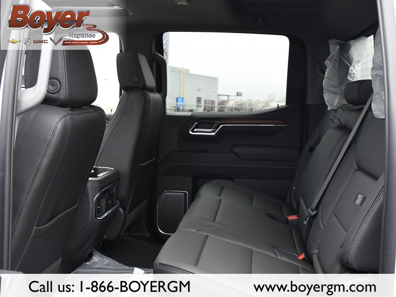 2026 GMC Sierra 1500 Crew Cab Short Box 4-Wheel Drive Denali Photo