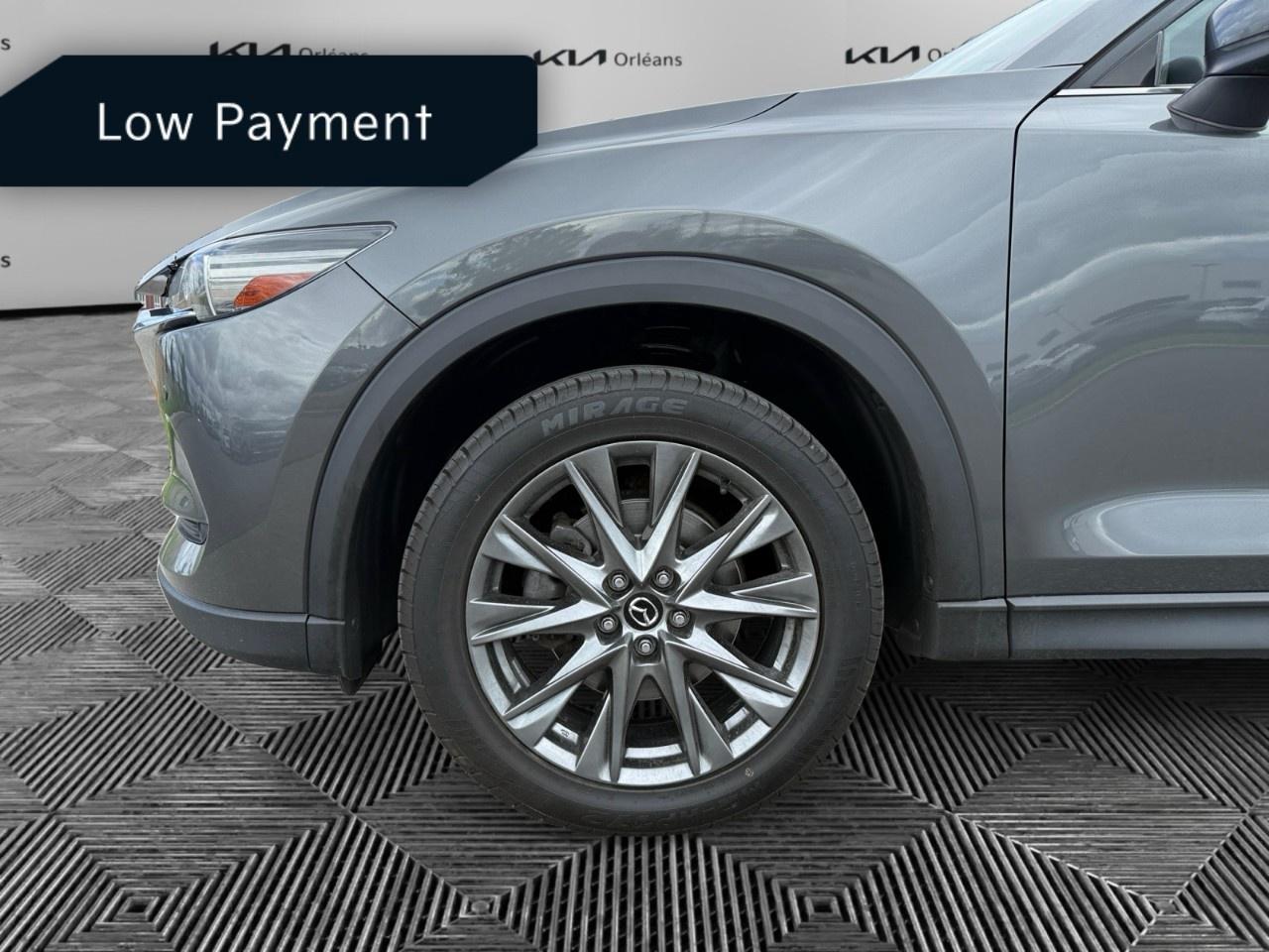 2021 Mazda CX-5 Signature AWD Photo