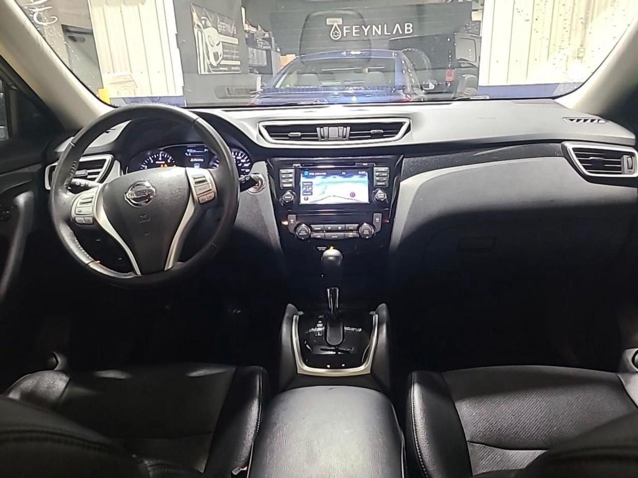 2016 Nissan Rogue SL Premium Photo