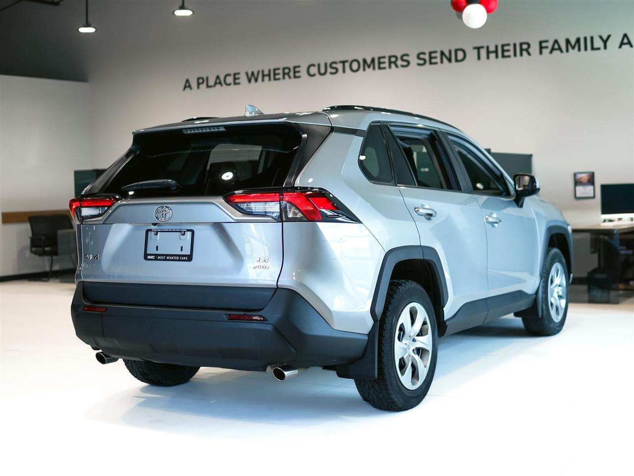 2021 Toyota RAV4 LE AWD | NO ACCIDENTS | TOYOTA SERVICED Photo