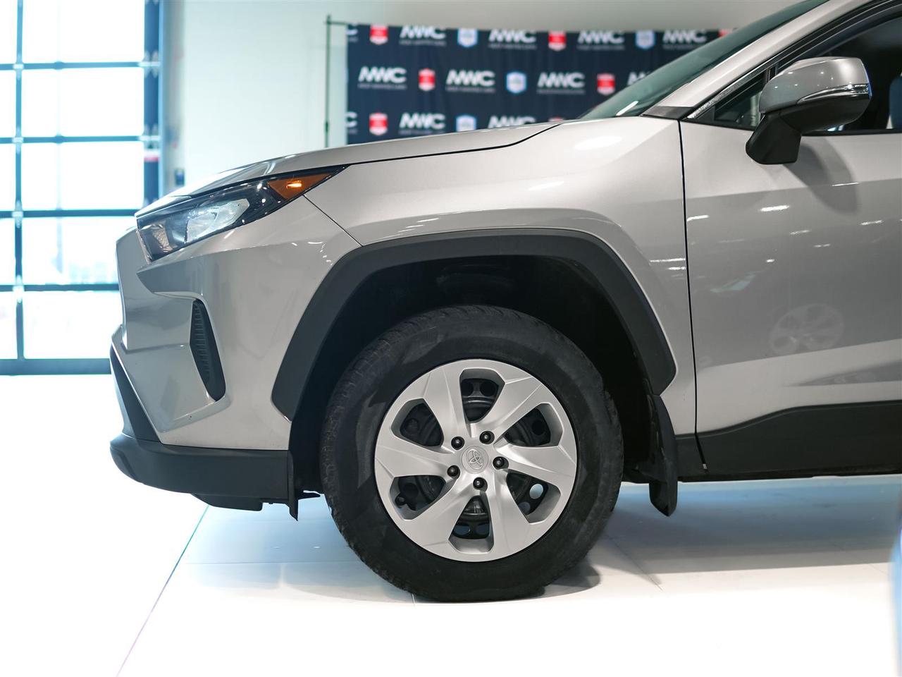 2021 Toyota RAV4 LE AWD | NO ACCIDENTS | TOYOTA SERVICED Photo